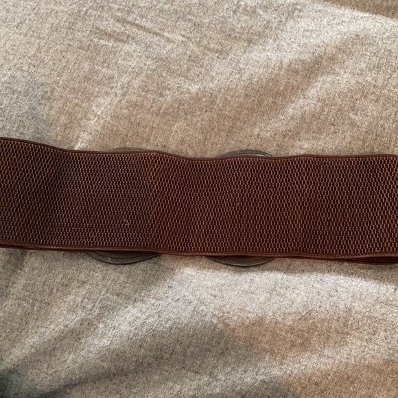Size small elastic belt - Picture 2 of 3